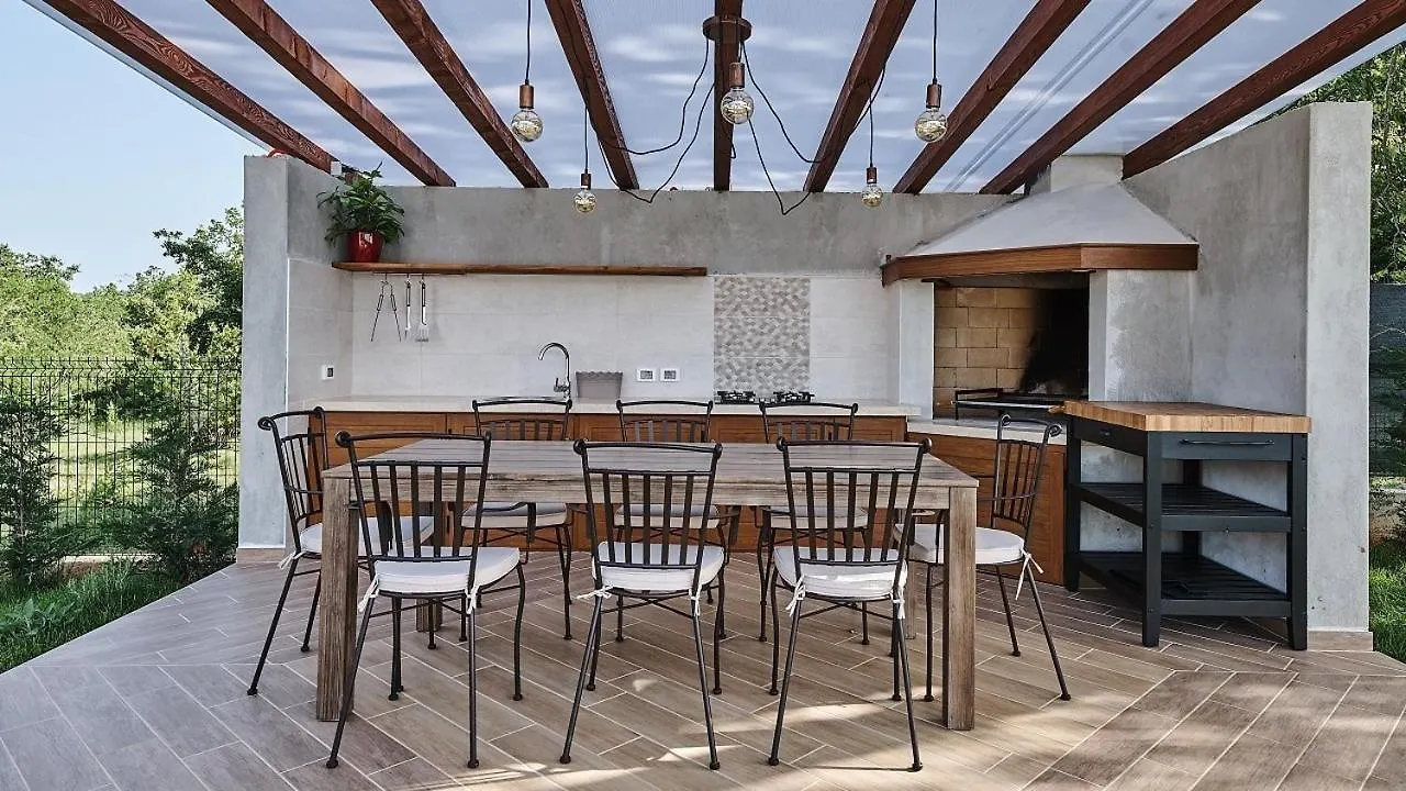 Villa Celtis Groznjan Guest house